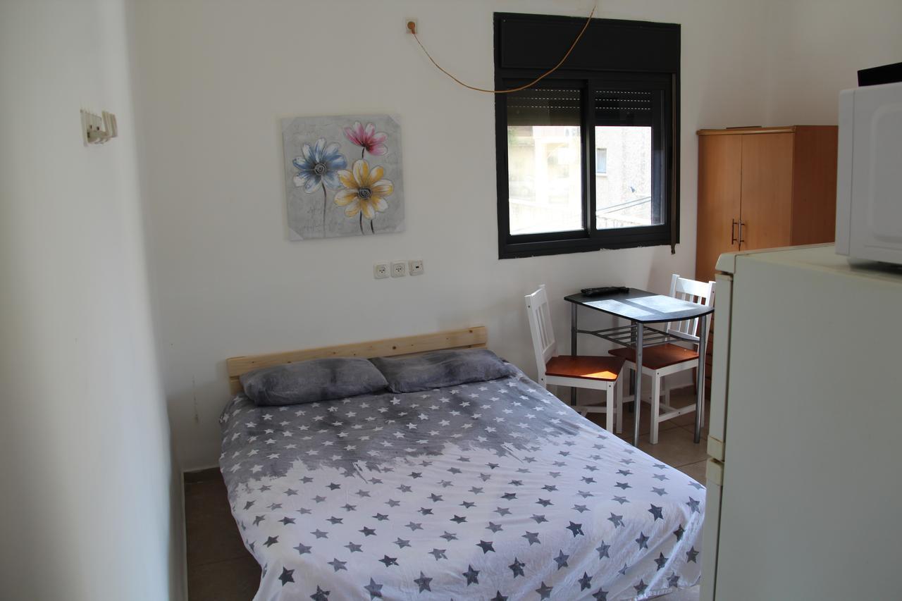 Apartments With Sea View Хайфа Екстериор снимка