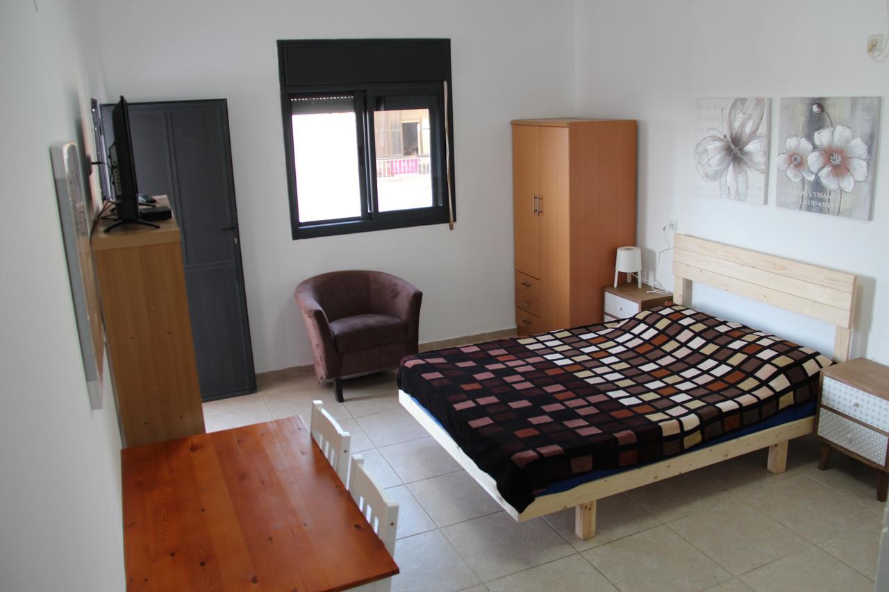 Apartments With Sea View Хайфа Екстериор снимка